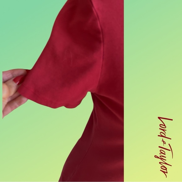 Lord & Taylor Red Fitted Short Sleeve T-Shirt - Picture 5 of 8